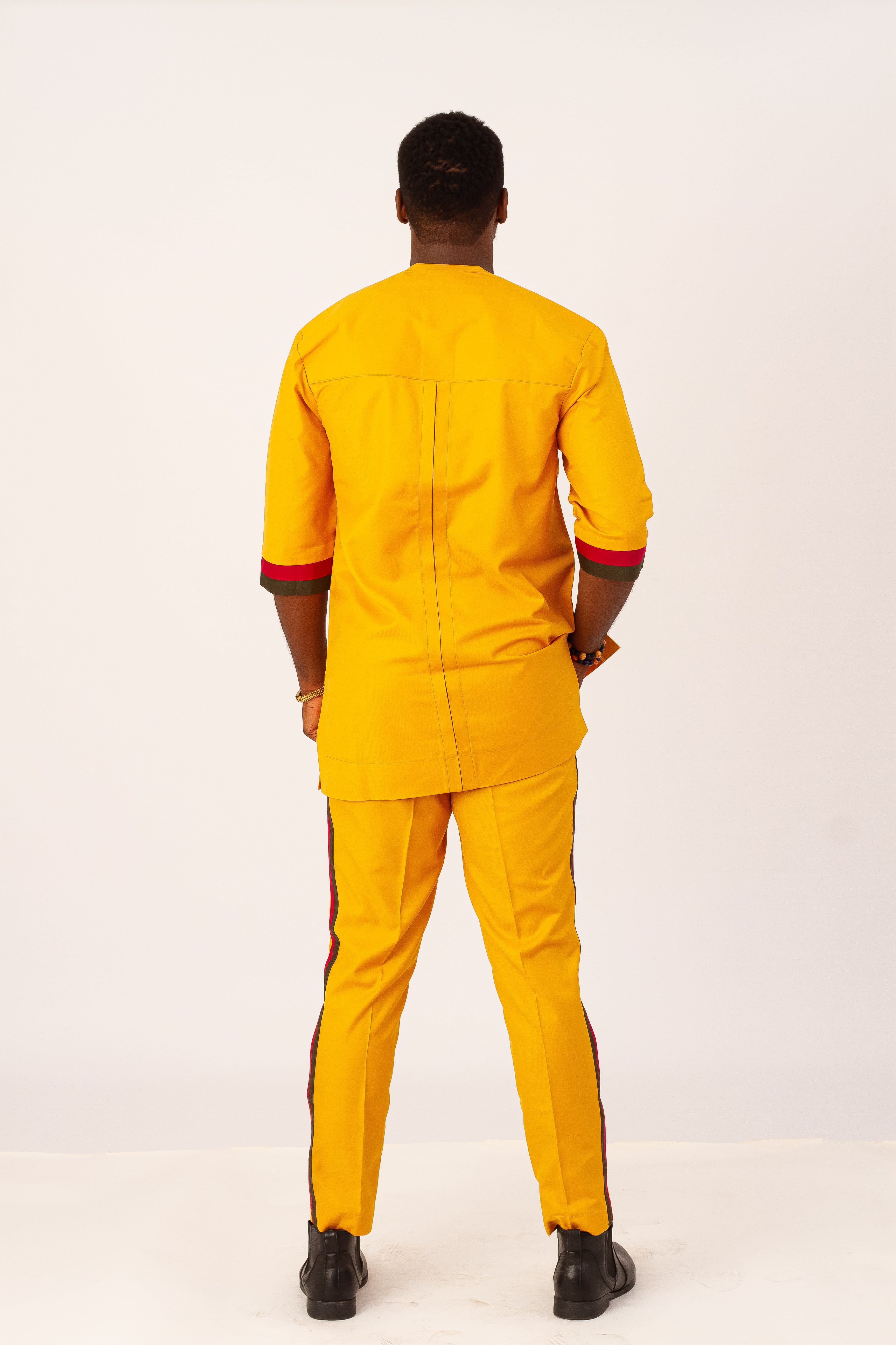 YELLOW MEN SET